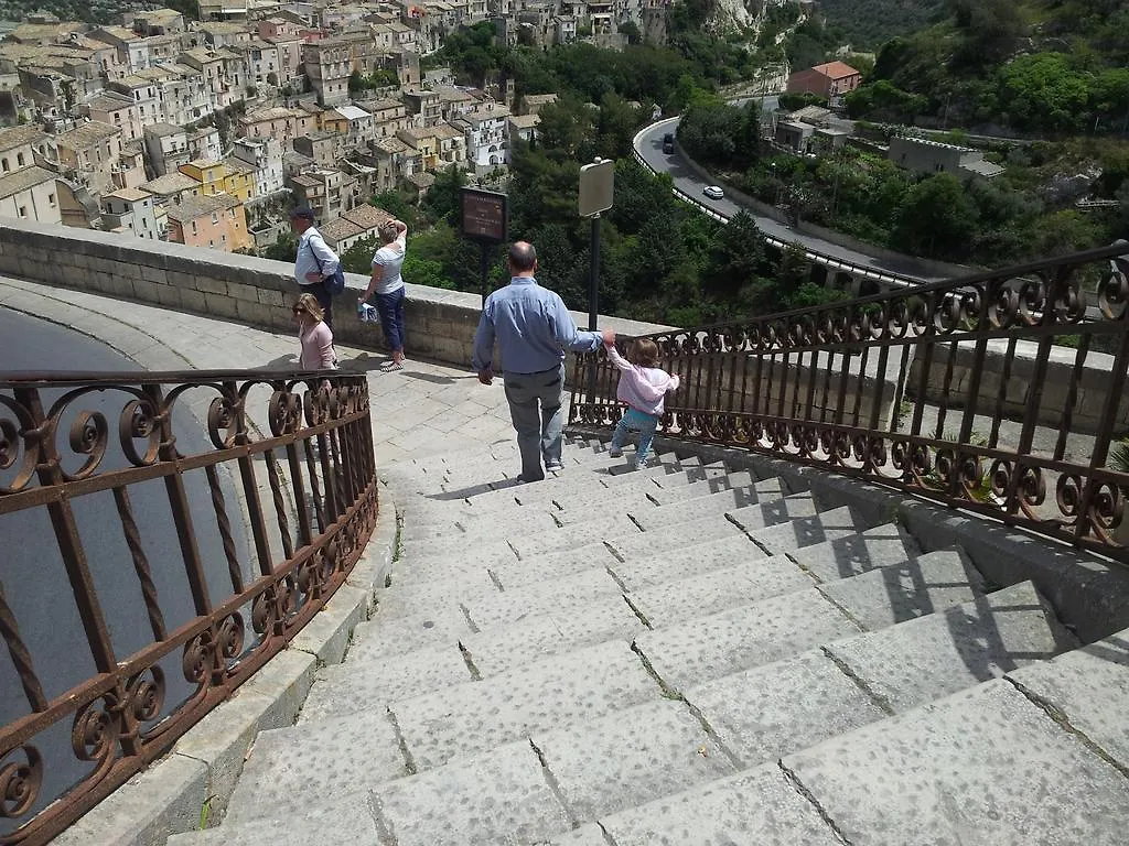 Holiday home Cirasa Villa Ragusa